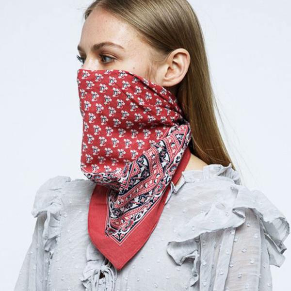 VINTAGE VINE BANDANA COTTON FACE MASK