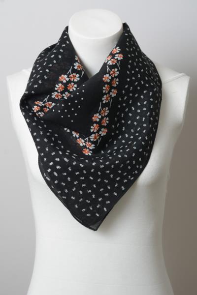 FASHION FLORAL DOT BANDANA FACEMASK