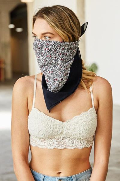 DITSY FLORAL WIDE BORDER COTTON BANDANA