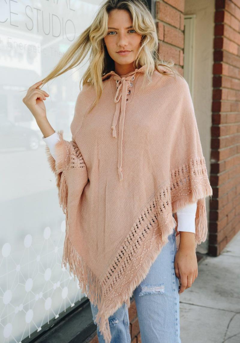 CLASSIC KNIT HOODED PONCHO