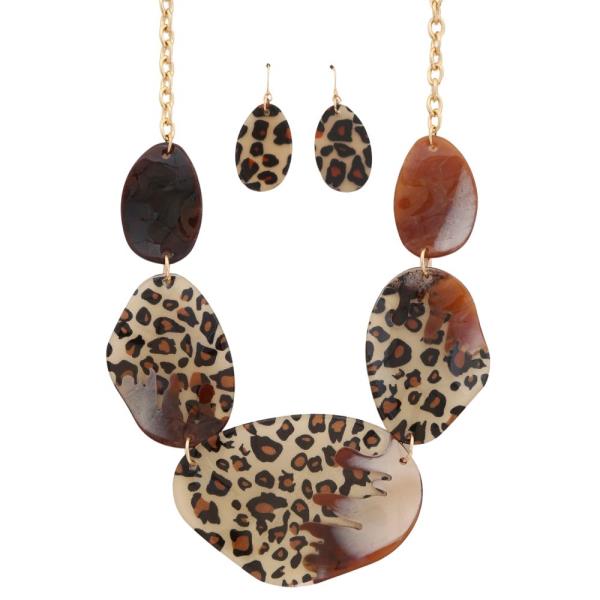 TWO TONE ORGANIC SHAPE LINK NECKLACE