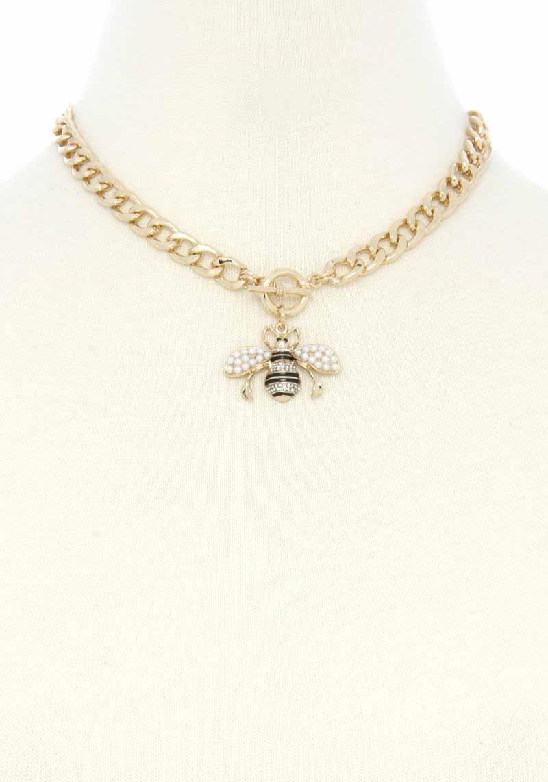 RHINESTONE BEE PENDANT TOGGLE CLASP NECKLACE