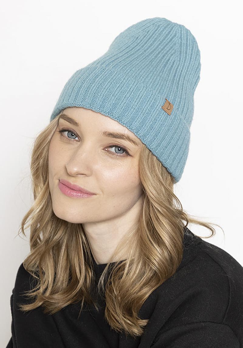 SOLID RIBBED CUFF BEANIES