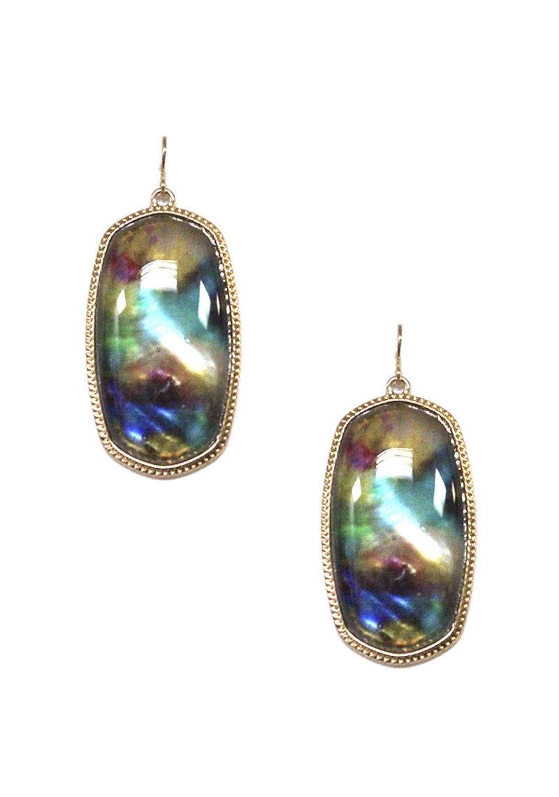 OVAL DANGLE EARRING