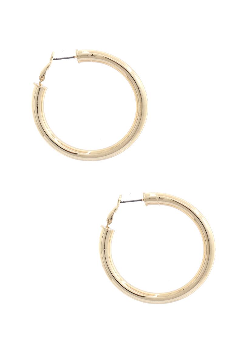 BASIC METAL HOOP EARRING