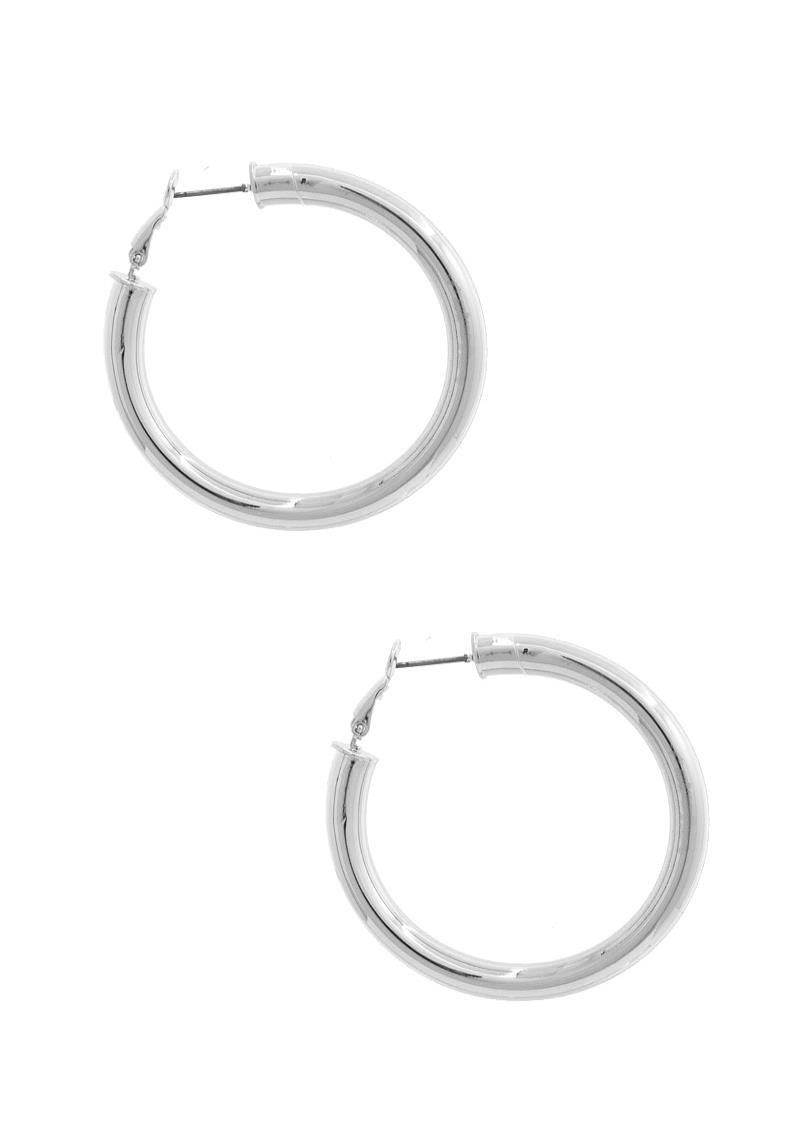 BASIC METAL HOOP EARRING