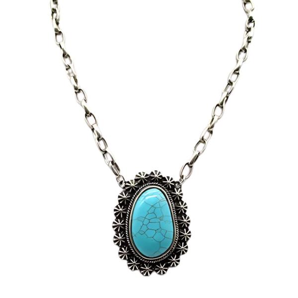 OVAL PENDANT METAL NECKLACE