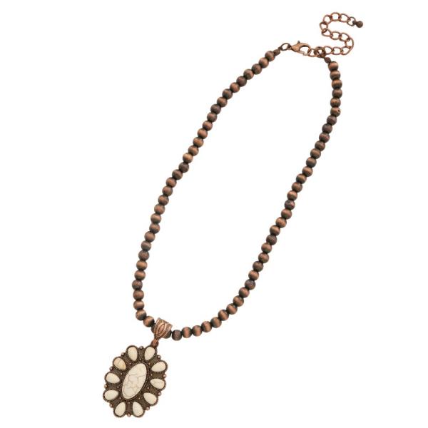 CONCHO PENDANT BEADED NECKLACE