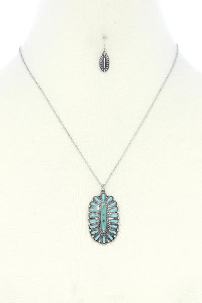 OVAL BEADED PENDANT NECKLACE