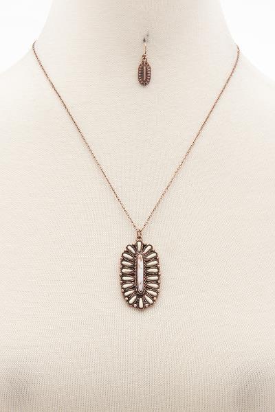 OVAL BEADED PENDANT NECKLACE