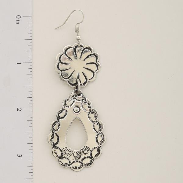 WESTERN STYLE TEARDROP DANGLE EARRING