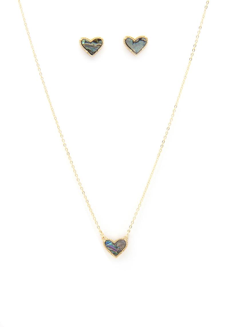 HEART CHARM NECKLACE