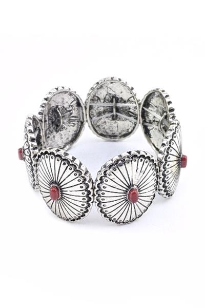 METAL OVAL FLOWER SHAPE DESIGN BRACELET