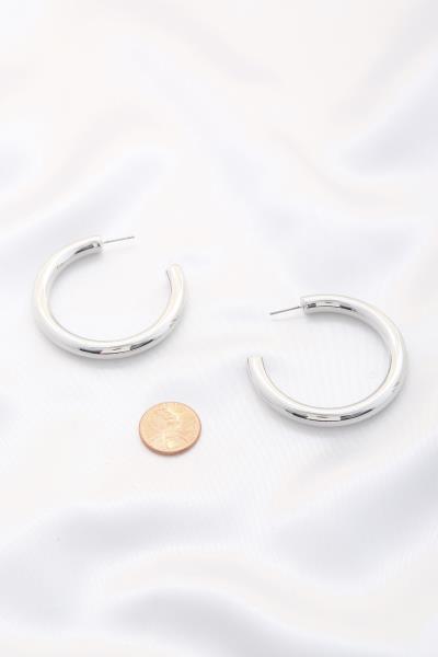 OPEN HOOP EARRING