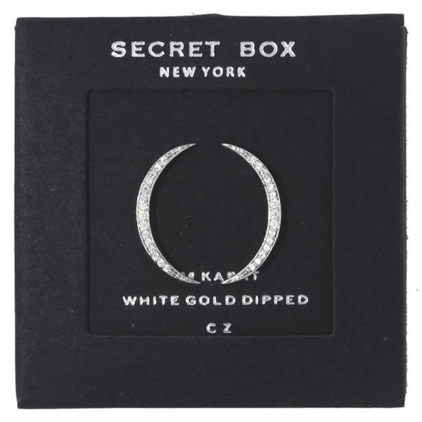 CURVE BAR POST EARRING