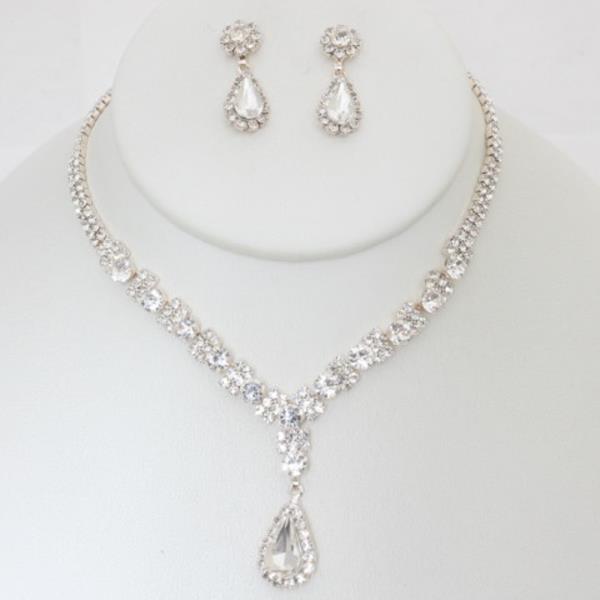 TEARDROP RHINESTONE NECKLACE
