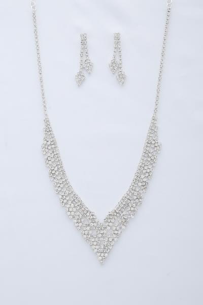 V SHAPE RHINESTONE NECKLACE