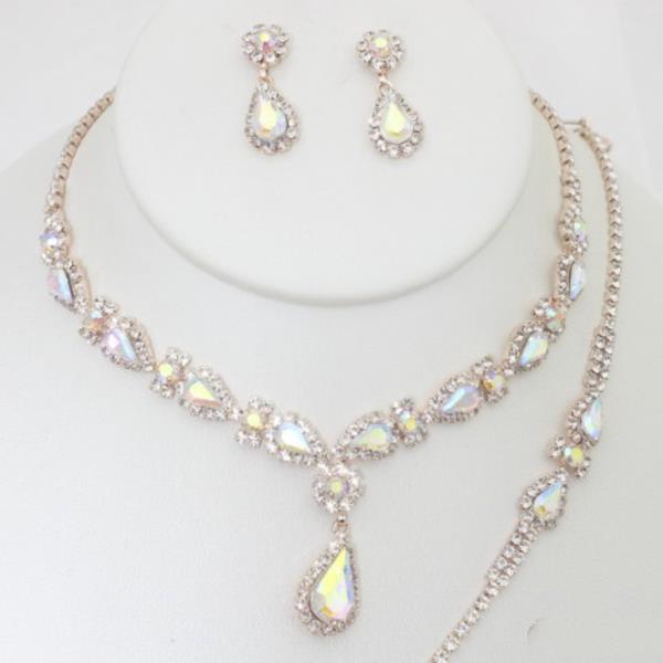 TEARDROP CRYSTAL NECKLACE AND BRACELET SET