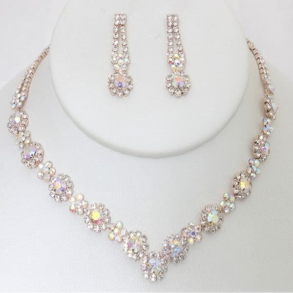 ROUND CRYSTAL NECKLACE