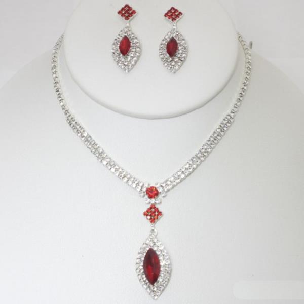 MARQUISE PENDANT RHINESONE NECKLACE