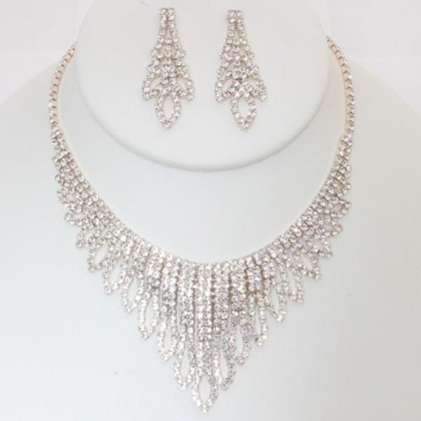 RHINESTONE NECKLACE