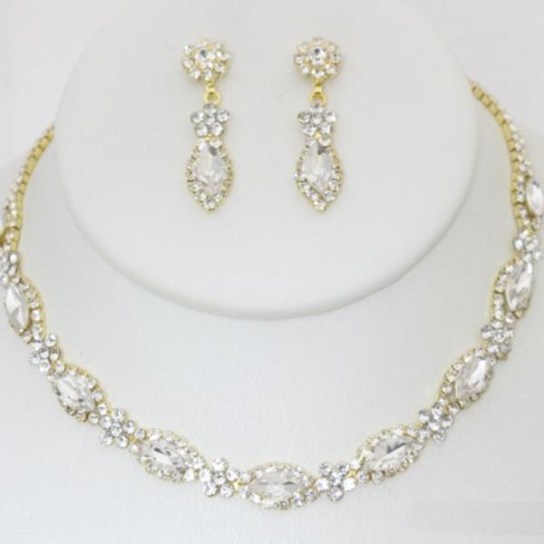 RHINESTONE NECKLACE
