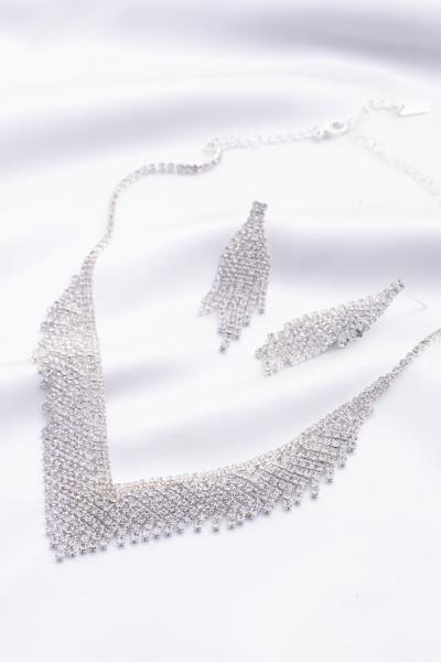 V SHAPE RHINESTONE NECKLACE