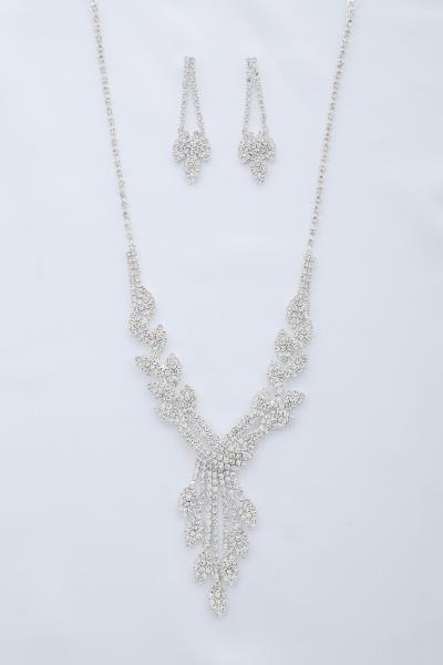 LEAF PATTERN RHINESTONE NECKLACE