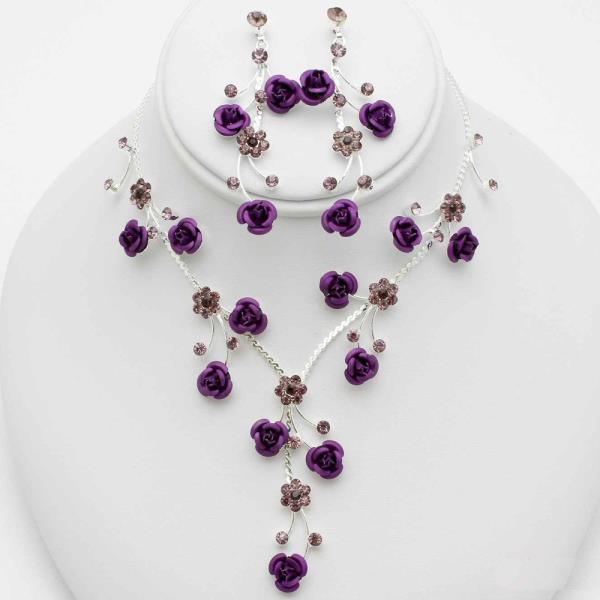 FLOWER RHINESTONE NECKLACE