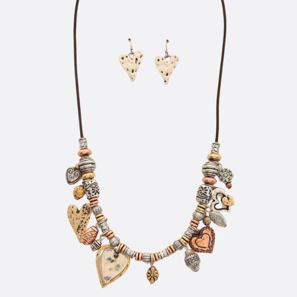 RODEO WESTERN CATTLE SKULL CHARM WESTERN NECKLACE