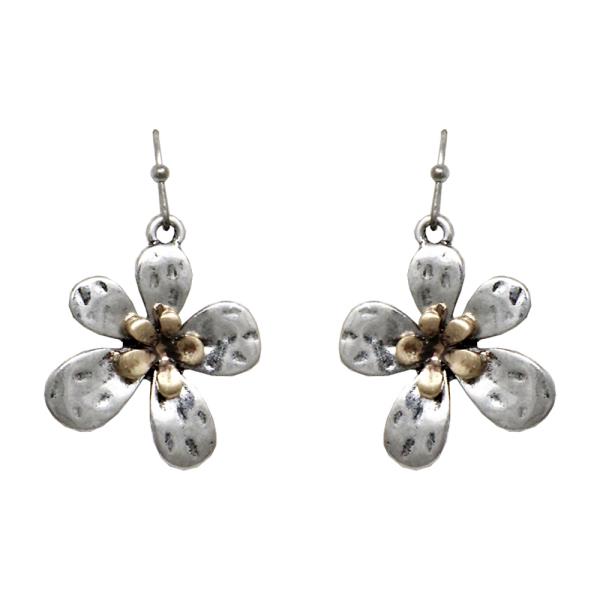 WESTERN STYLE FLOWER DANGLE EARRING