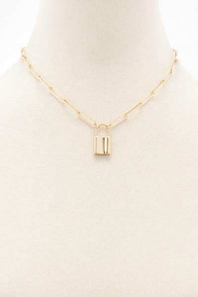 LOCK CHARM OVAL LINK NECKLACE