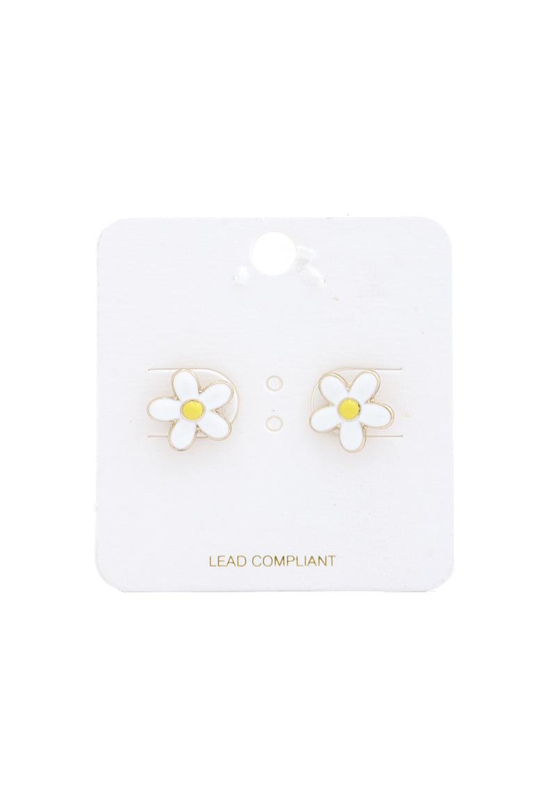 DAISY FLOWER STUD EARRING
