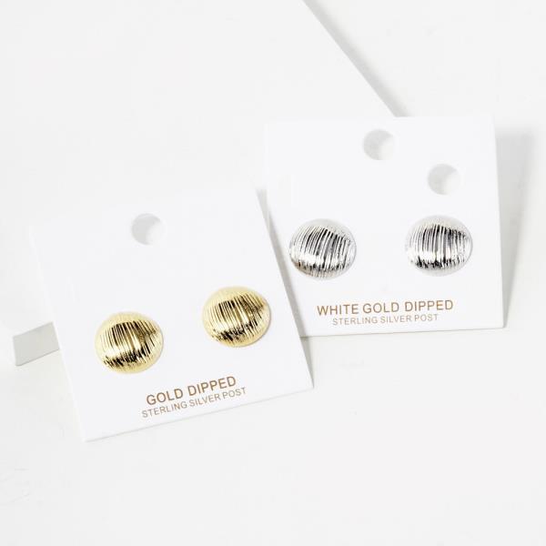GOLD DIPPED TEXTURED ROUND STUD EARRING