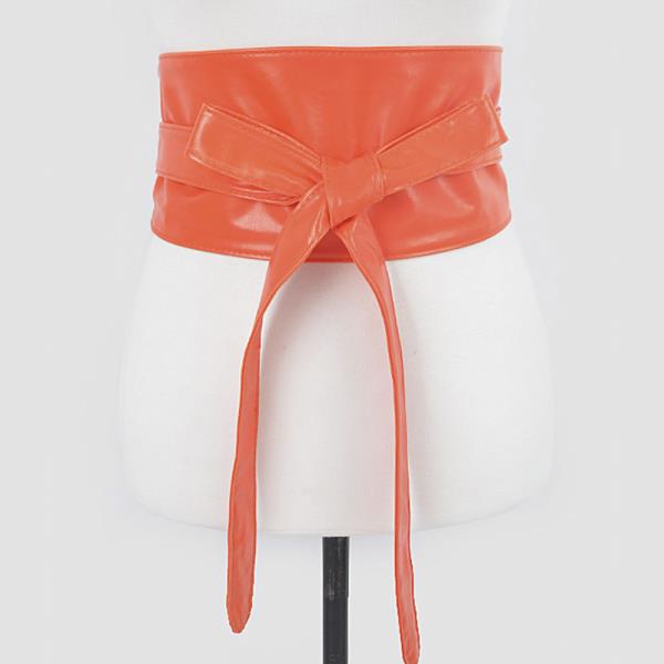 TIE FRONT LEATHER BELT.