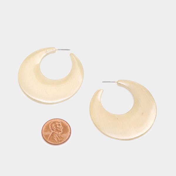 METAL OPEN CIRCLE DROP EARRING