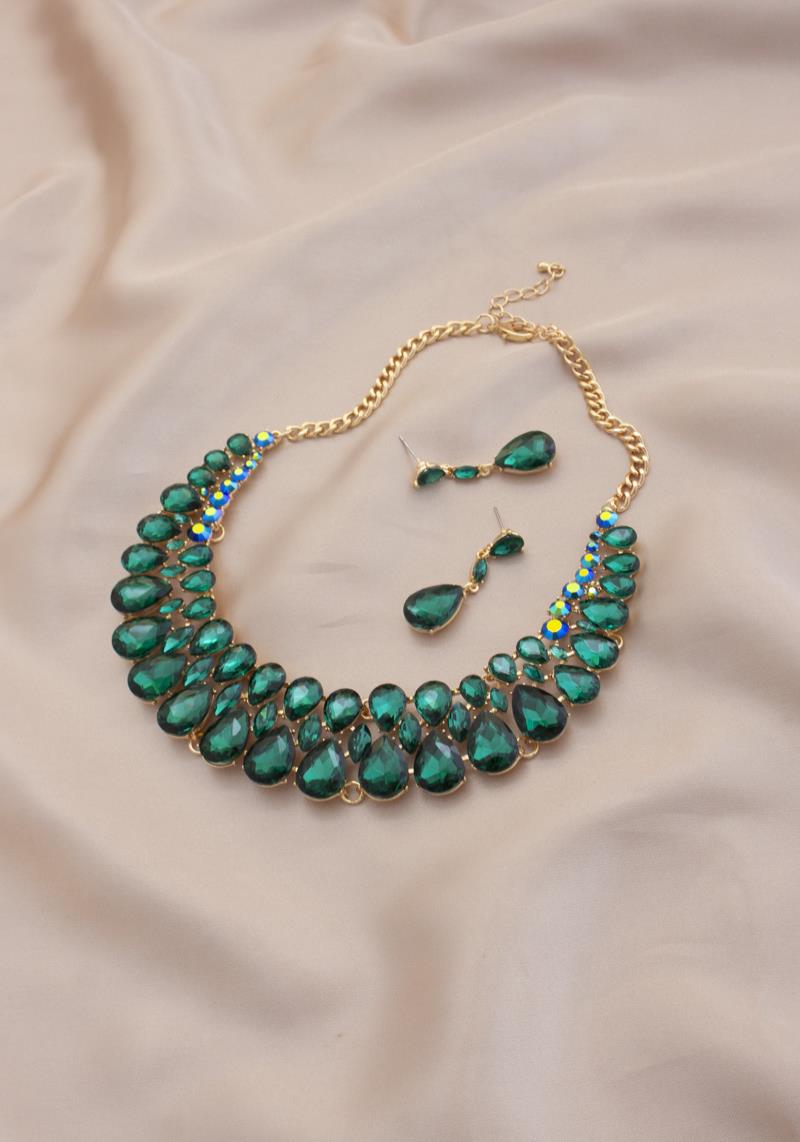 TEARDROP PATTERN RHINESTONE NECKLACE
