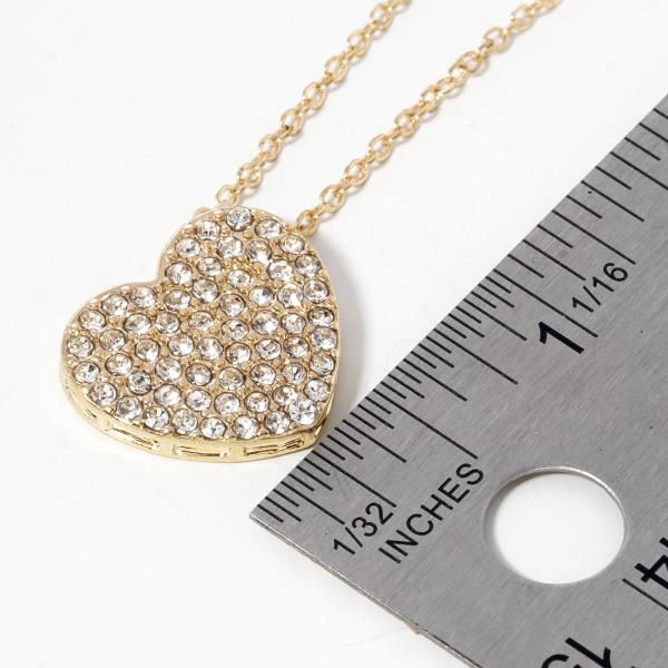 HEART PENDANT NECKLACE