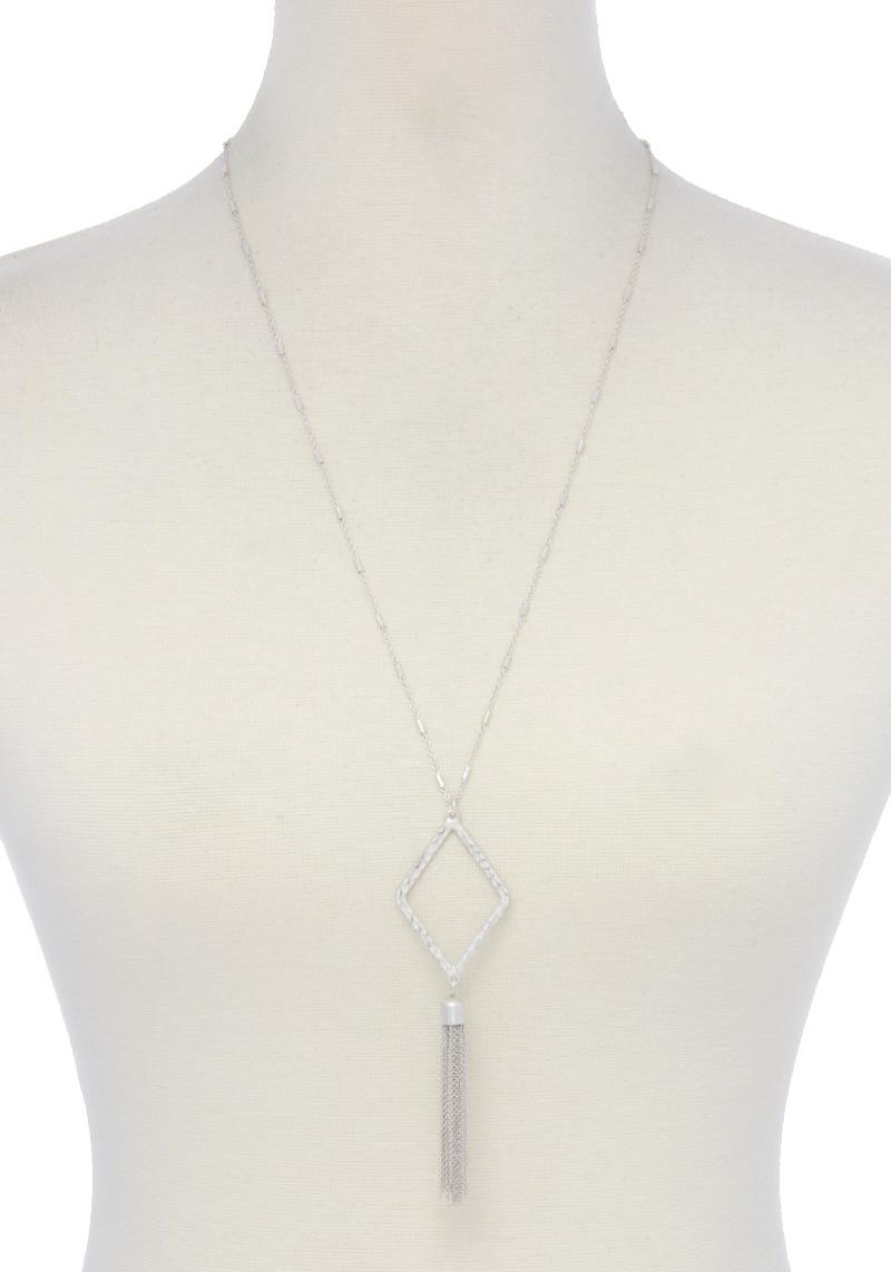 3 STYLE HAMMERED SHAPE METAL TASSEL NECKLACE