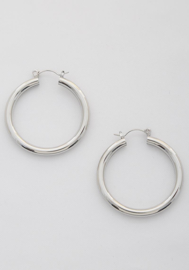 METAL HOOP EARRING