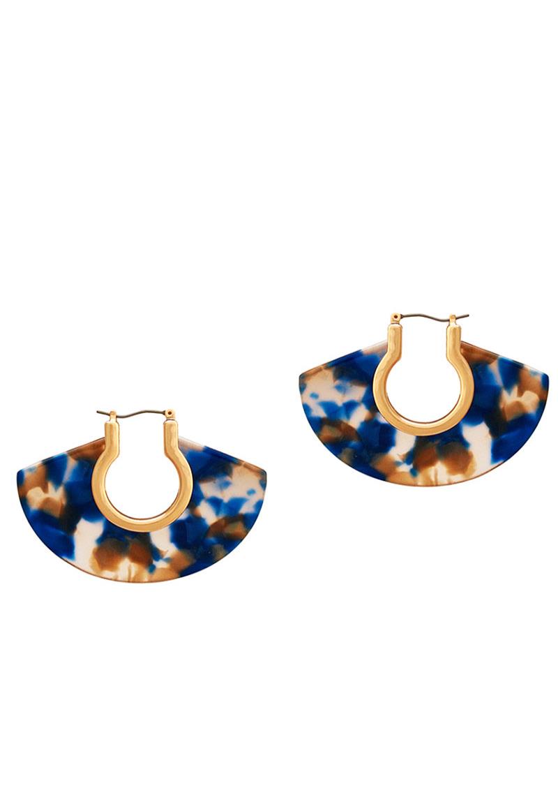 MODERN FAN ACCETATE EARRING