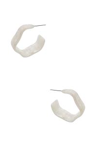 FASHION OPEN CURVED CLAY DESIGN EARRING