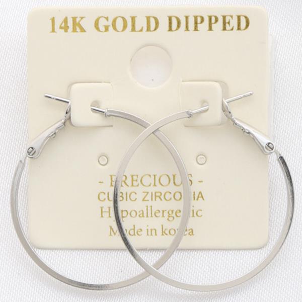 SQAURE EDGD HOOP 14K GOLD DIPPED EARRING