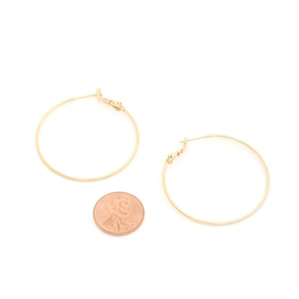 BASIC 14K GOLD DIPPED HOOP EARRING