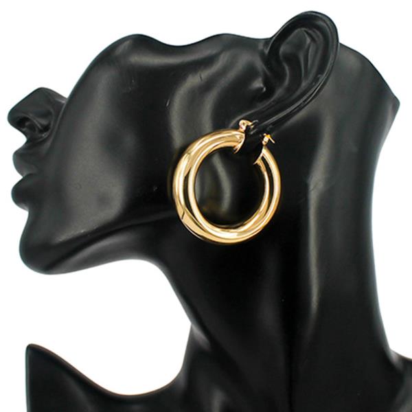 TUBE METAL HOOP EARRING