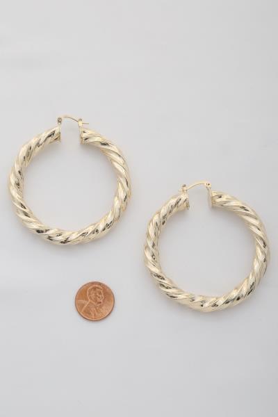 TWISTED METAL HOOP EARRING