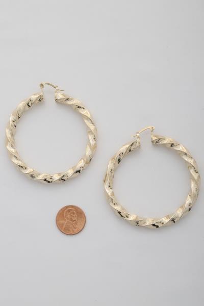 TWISTED METAL HOOP EARRING