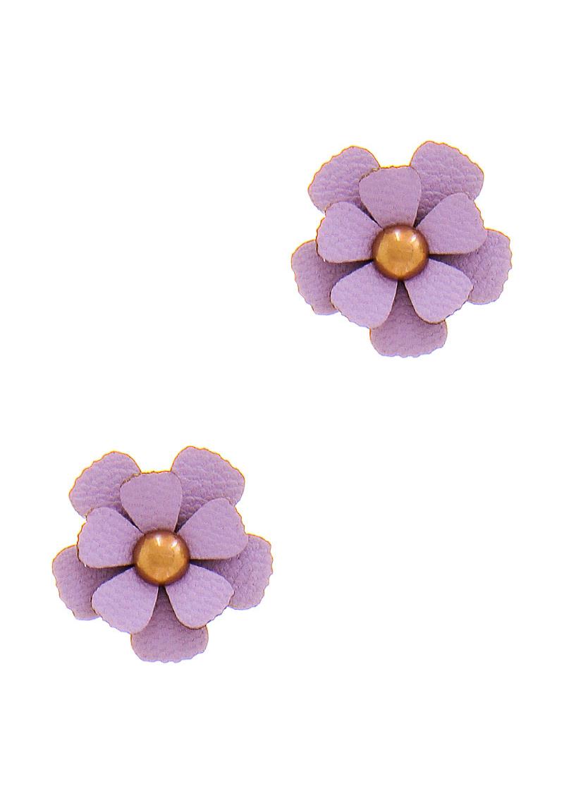 FAUX LEATHER FLOWER STUD EARRING