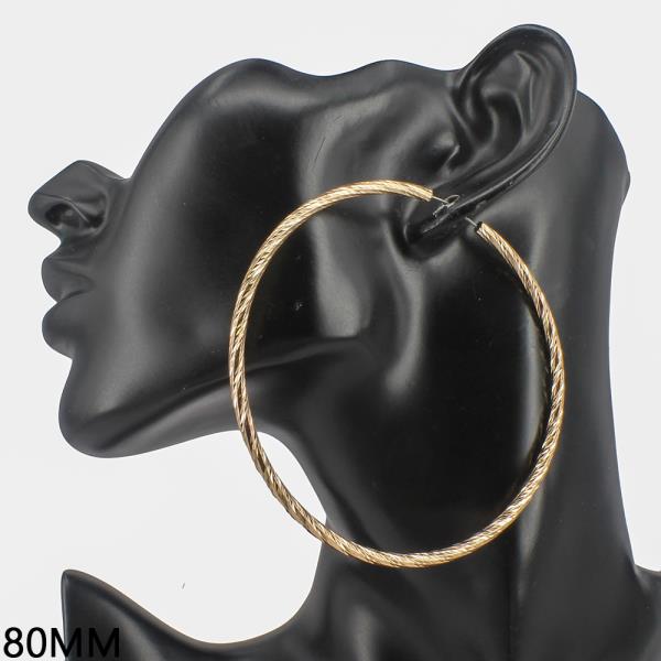 LINED INFINTY METAL HOOP EARRING
