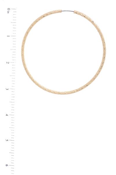 LINED INFINTY METAL HOOP EARRING